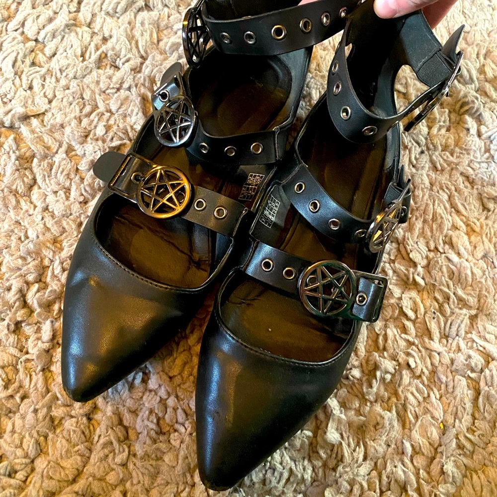 Killstar pentagram pointed toe flats